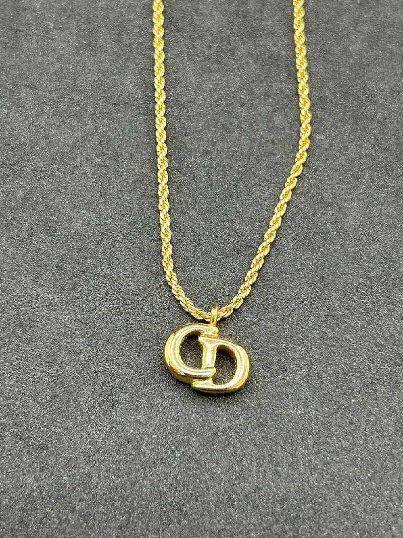 CHRISTIAN DIOR 金色簡約條紋LOGO頸鏈/項鍊/飾品