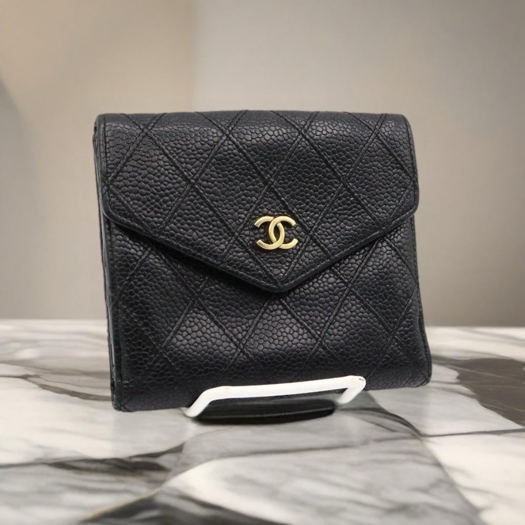 CHANEL 稀有雙面金扣黑色魚子醬牛皮皮革短夾/小錢包/銀包