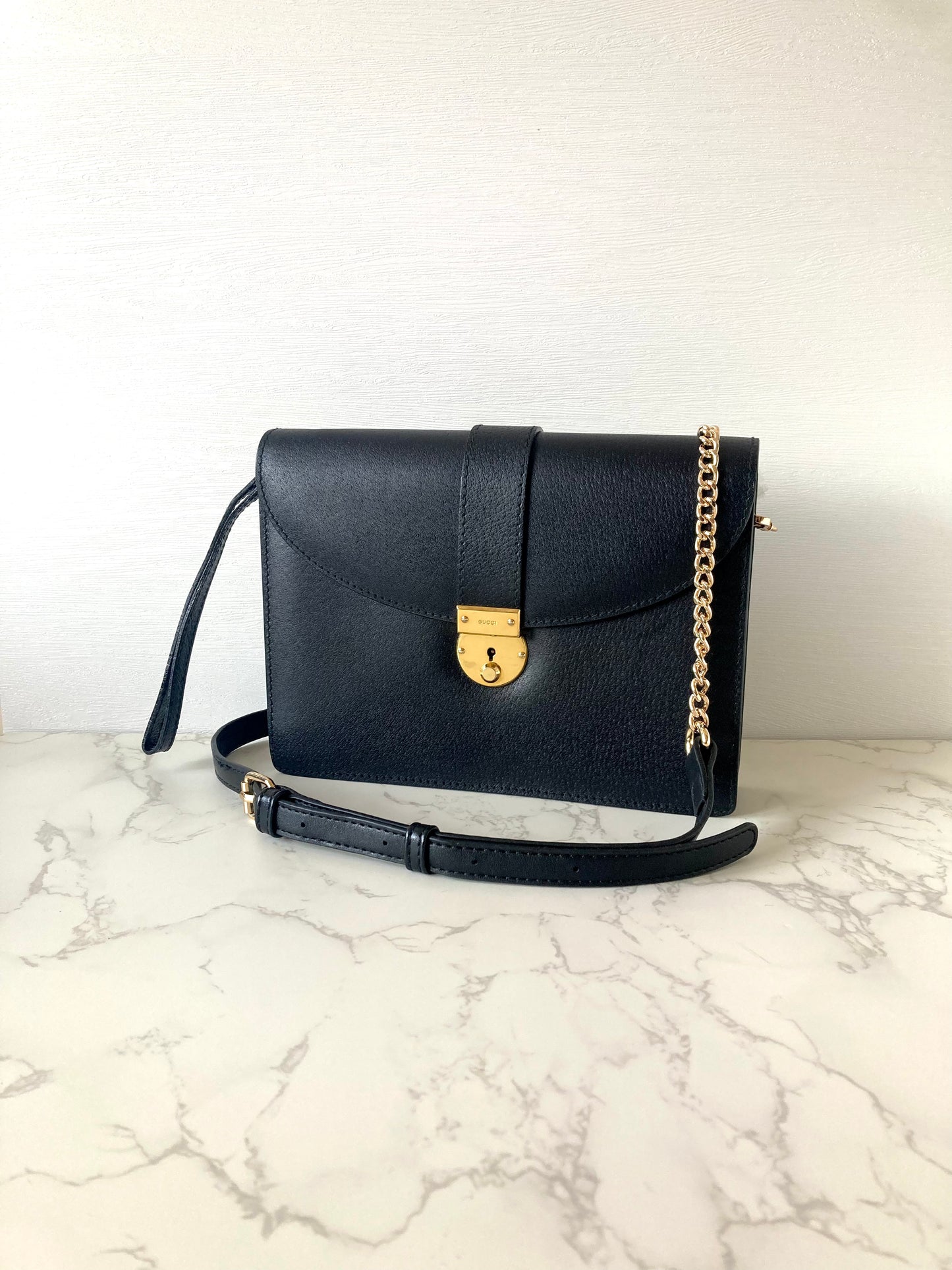 GUCCI Black x Gold Calf Leather Two-way Shoulder Bag / Clutch Bag