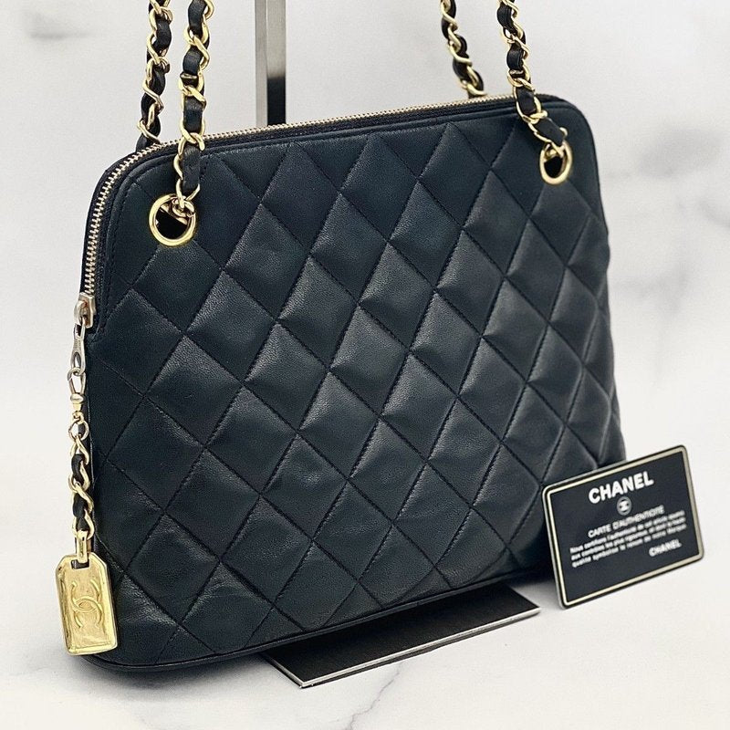 CHANEL black shell chain tote bag / side backpack