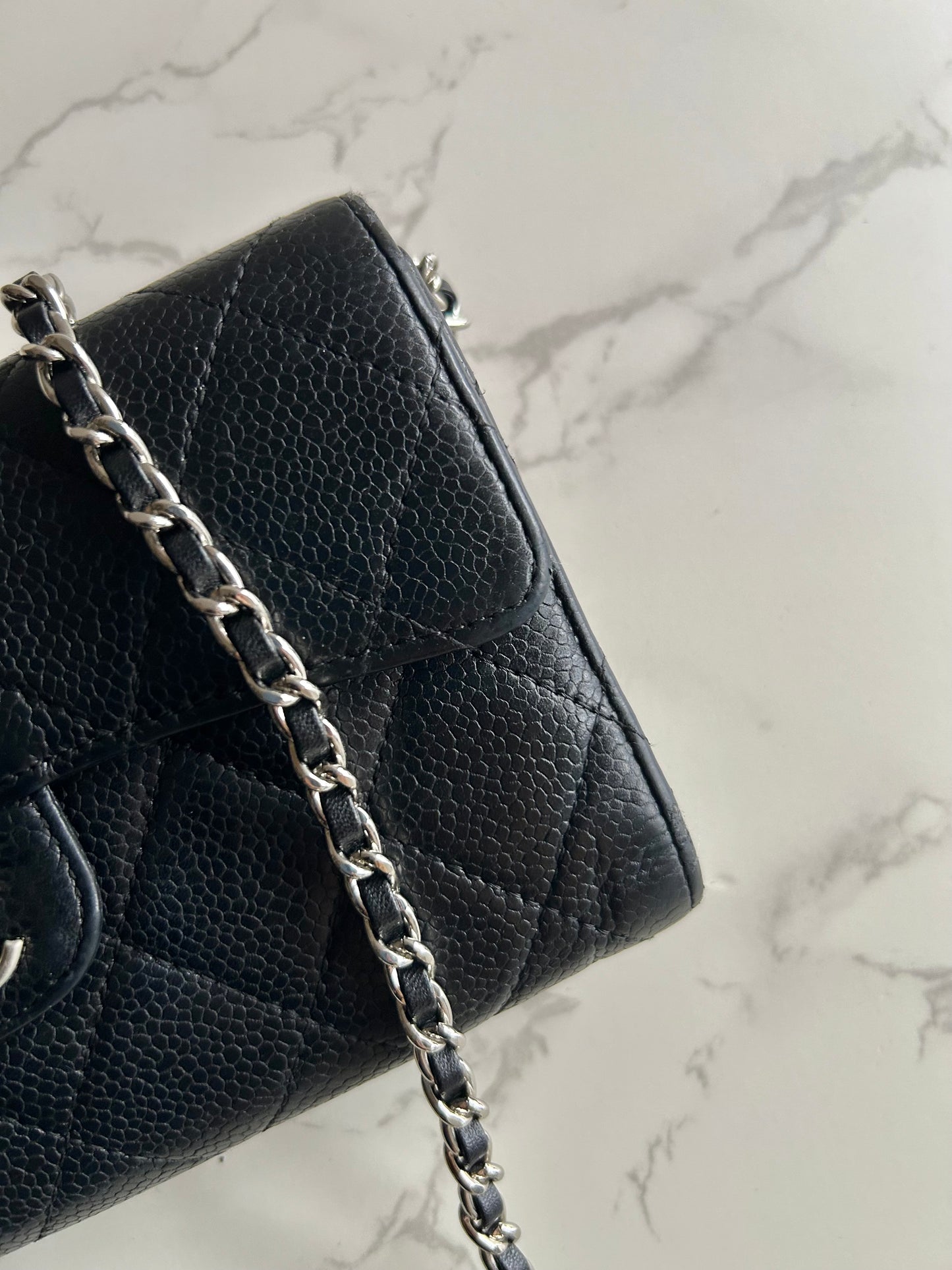 CHANEL 黑色魚子醬皮革長夾錢包/鏈條側背包/斜背包 - 日本中古二手Vintage