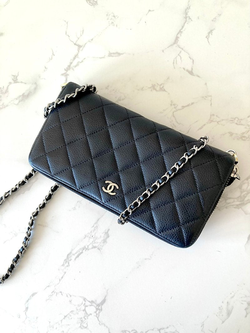 CHANEL Black Silver Caviar Leather Zipper Side Bag/Slant Bag/Long Clip/Wallet - Japanese Second-hand Vintage