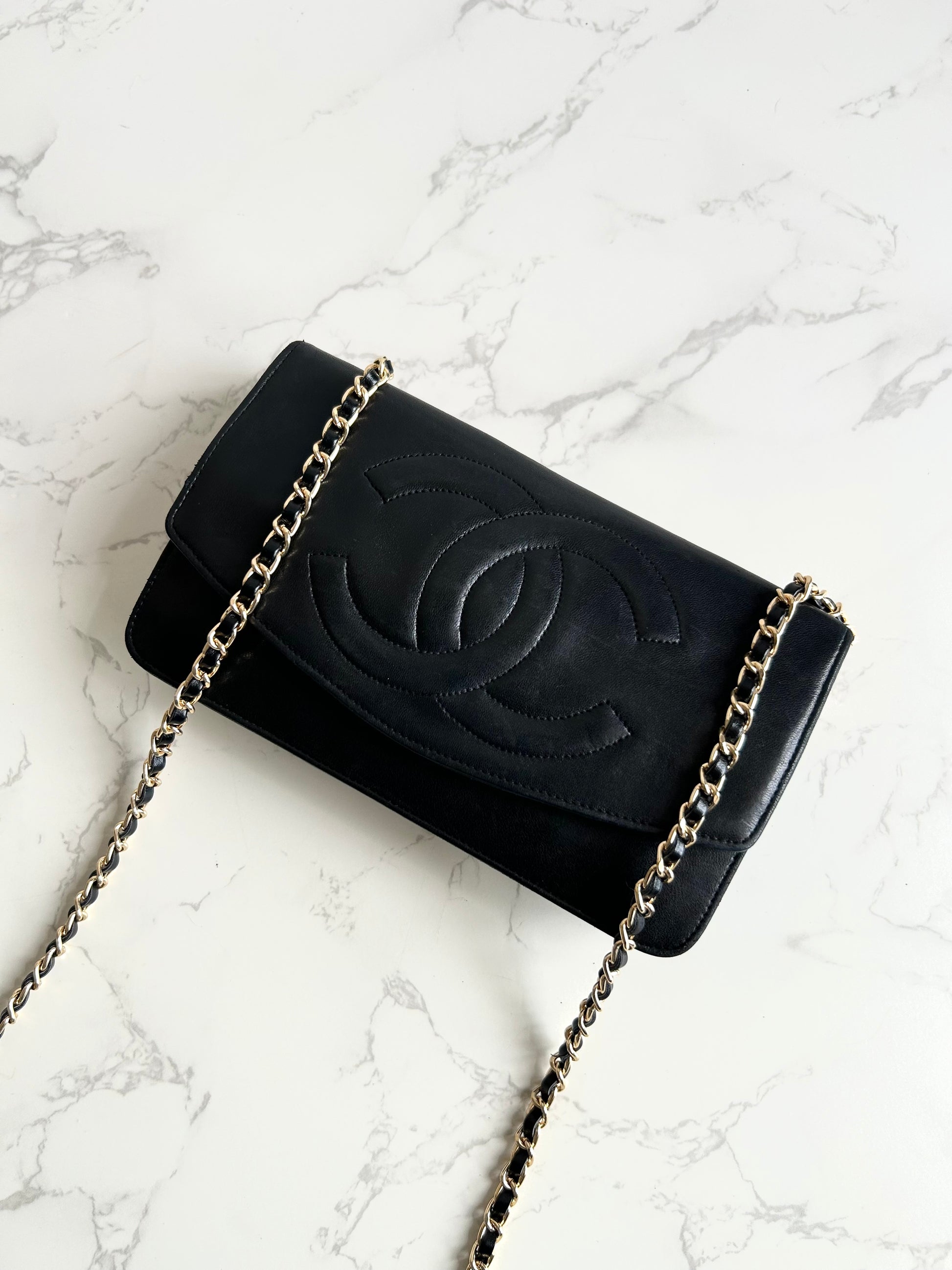 CHANEL rare black lambskin chain strap WOC/side bag/oblique bag