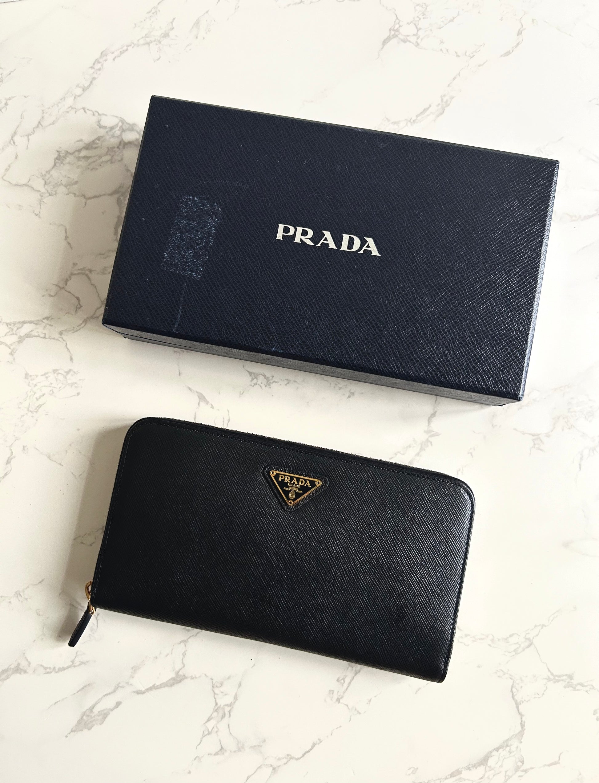 PRADA black gold triangle cowhide leather zipper long wallet/wallet/purse