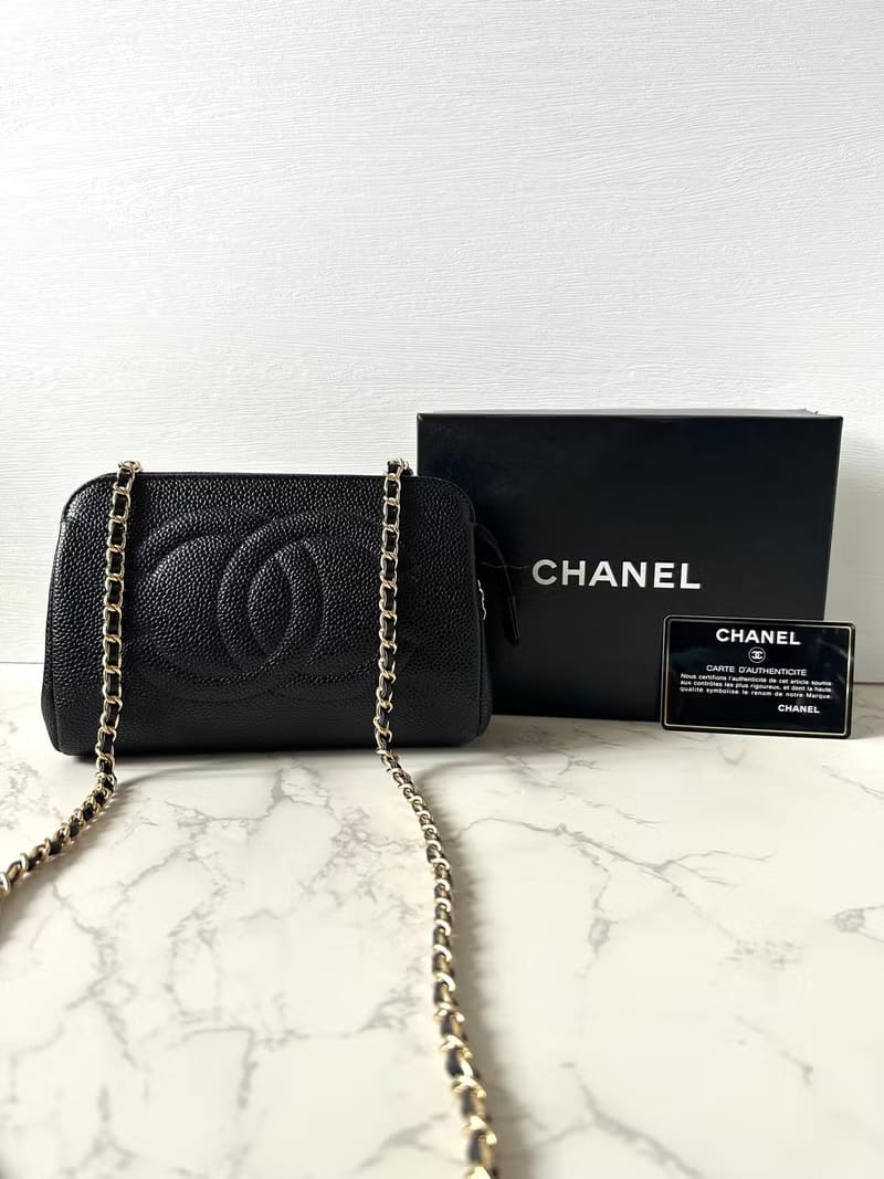 Chanel Black Caviar Leather Side Bag/Messenger Bag
