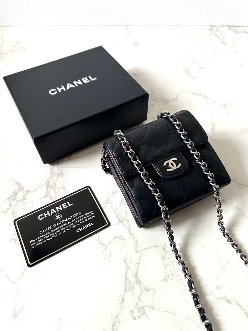 Second-hand Chanel double-sided lambskin leather black WOC side bag/crossbody bag/shoulder bag/short wallet
