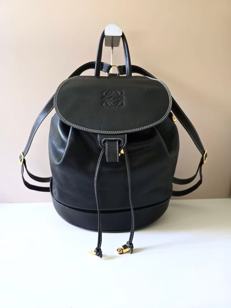 Loewe 黑色白線後背包 雙肩包