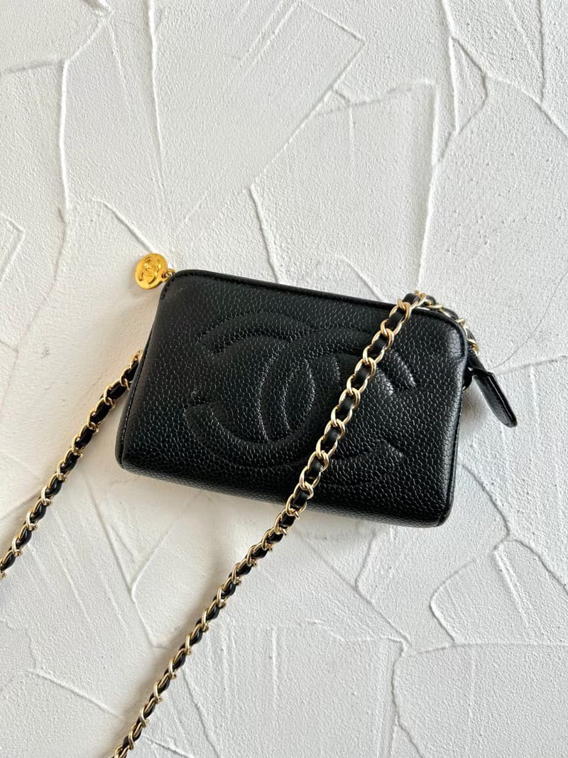 Chanel black caviar leather crossbody bag/shoulder bag/side bag
