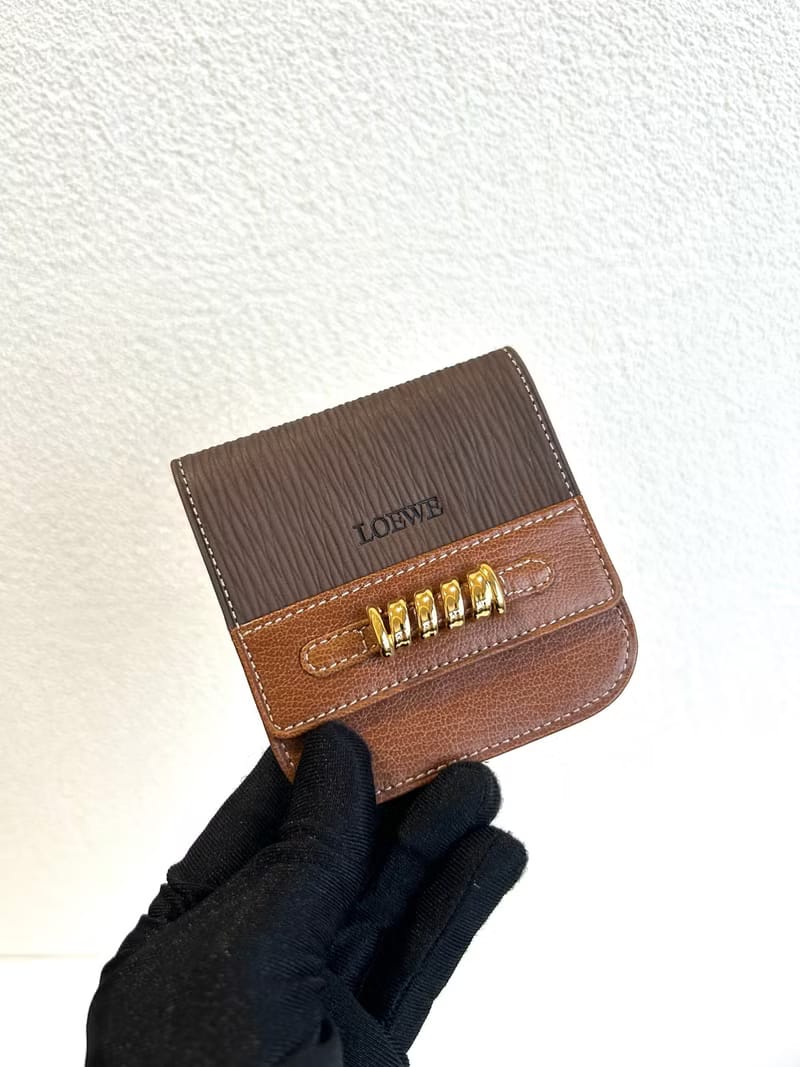 Loewe snake bone color matching short wallet/wallet/coin purse/mouth gold bag