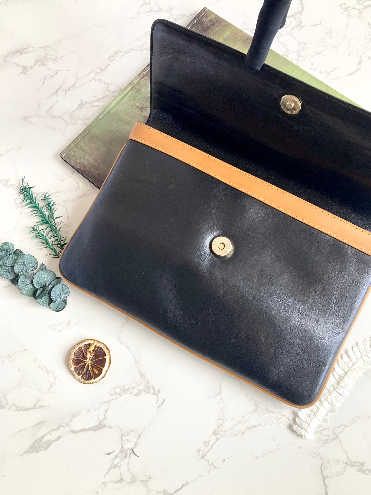 CELINE Horse Carriage Clutch