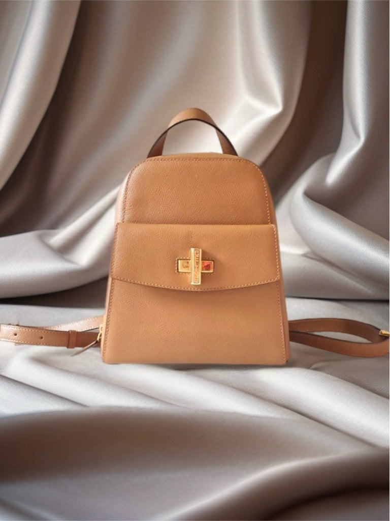 CELINE 稀有焦糖棕色十字旋轉金扣皮革後背包/背囊/雙肩包