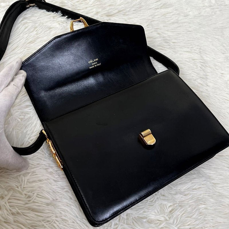 CELINE rare carriage hexagonal gold buckle black leather side bag / oblique bag - Japanese second-hand Vintage