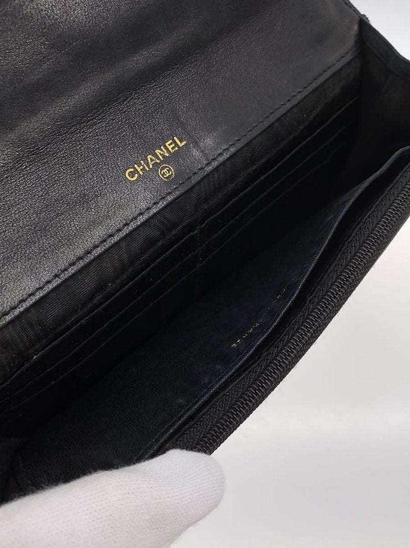 CHANEL Rare Black Caviar Chain WOC/Side Bag/Messenger Bag
