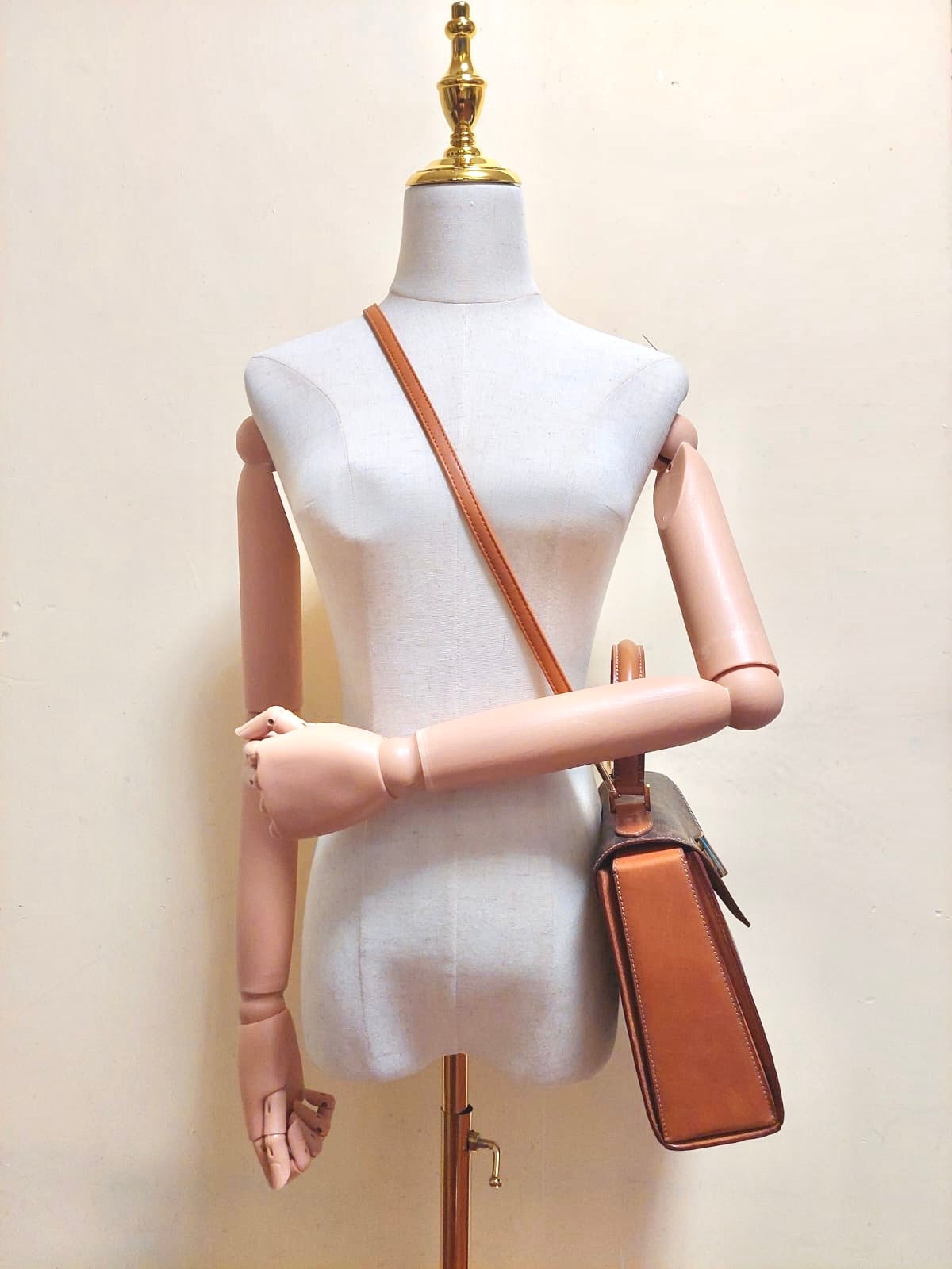 CELINE Coffee-colored presbyopic rotating buckle Kelly bag/side bag/crossbody bag/handbag