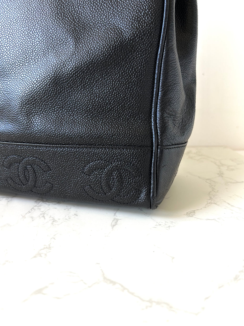 CHANEL black caviar leather chain tote bag / side bag