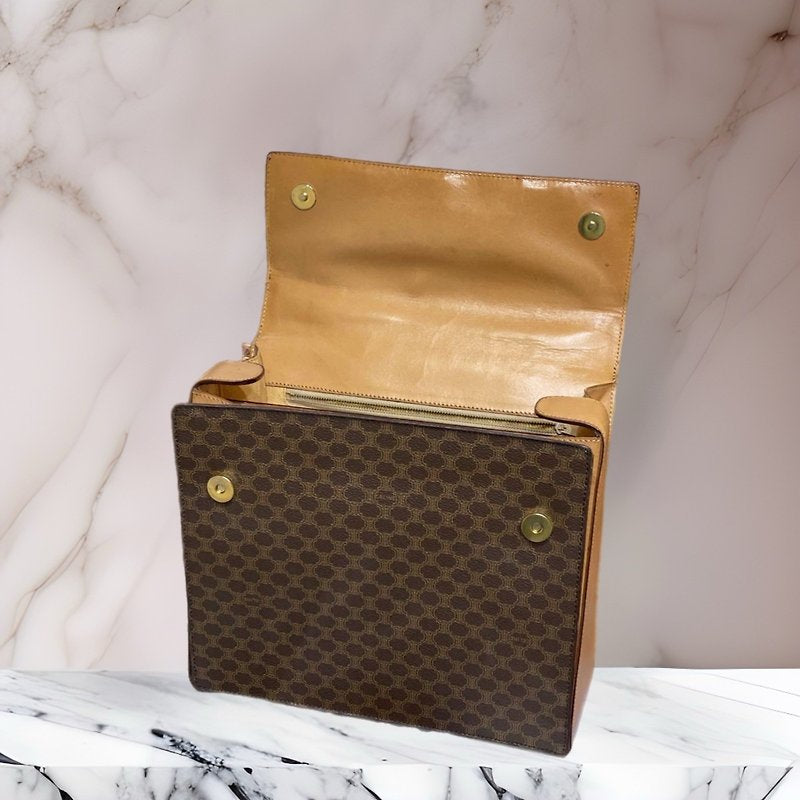 CELINE rare multi-Arc de Triomphe coffee color old flower gold buckle Kelly leather flap handbag