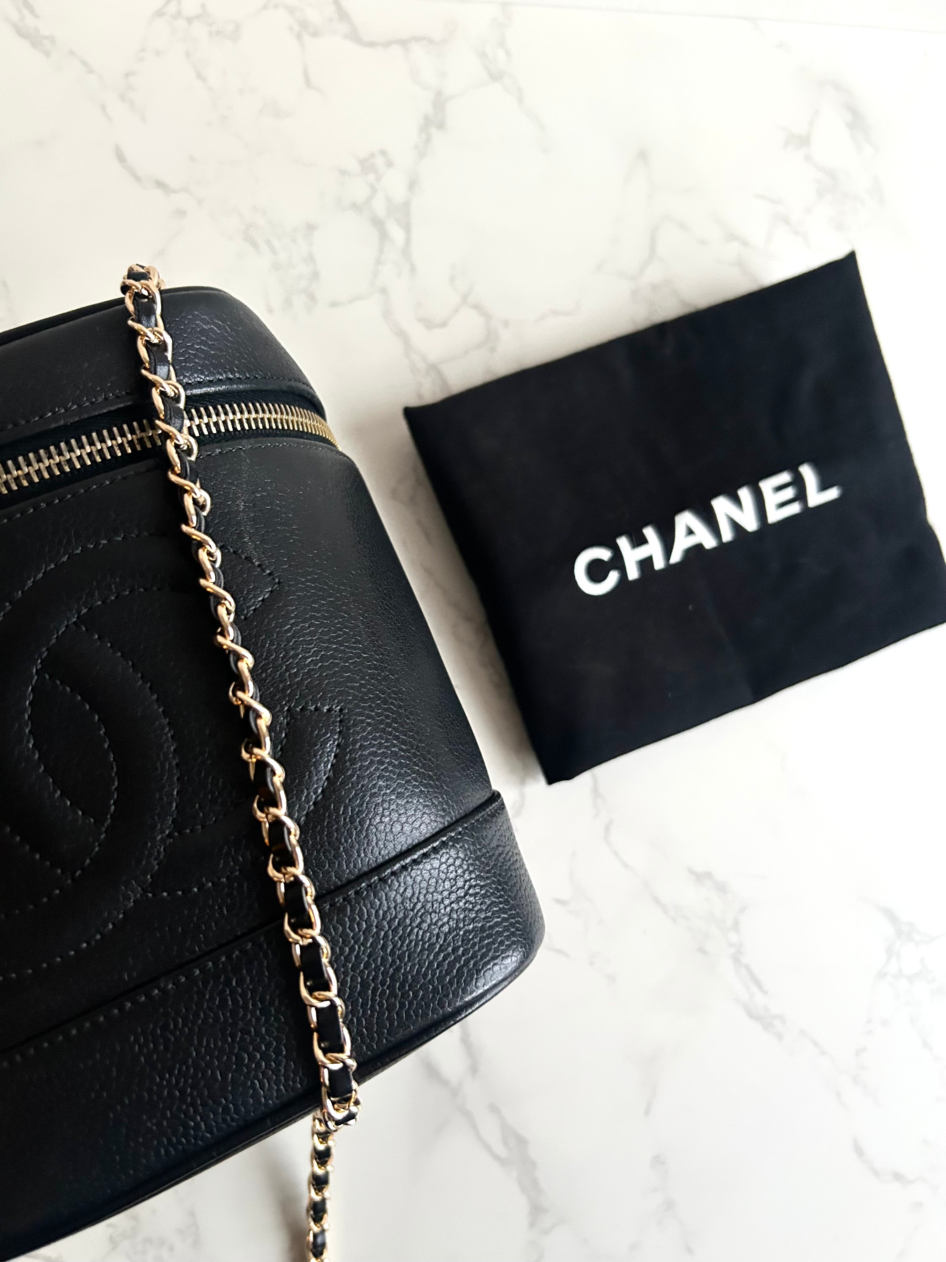 Chanel黑色金扣魚子醬Vanity盒子包/斜背包/側背包/單肩包