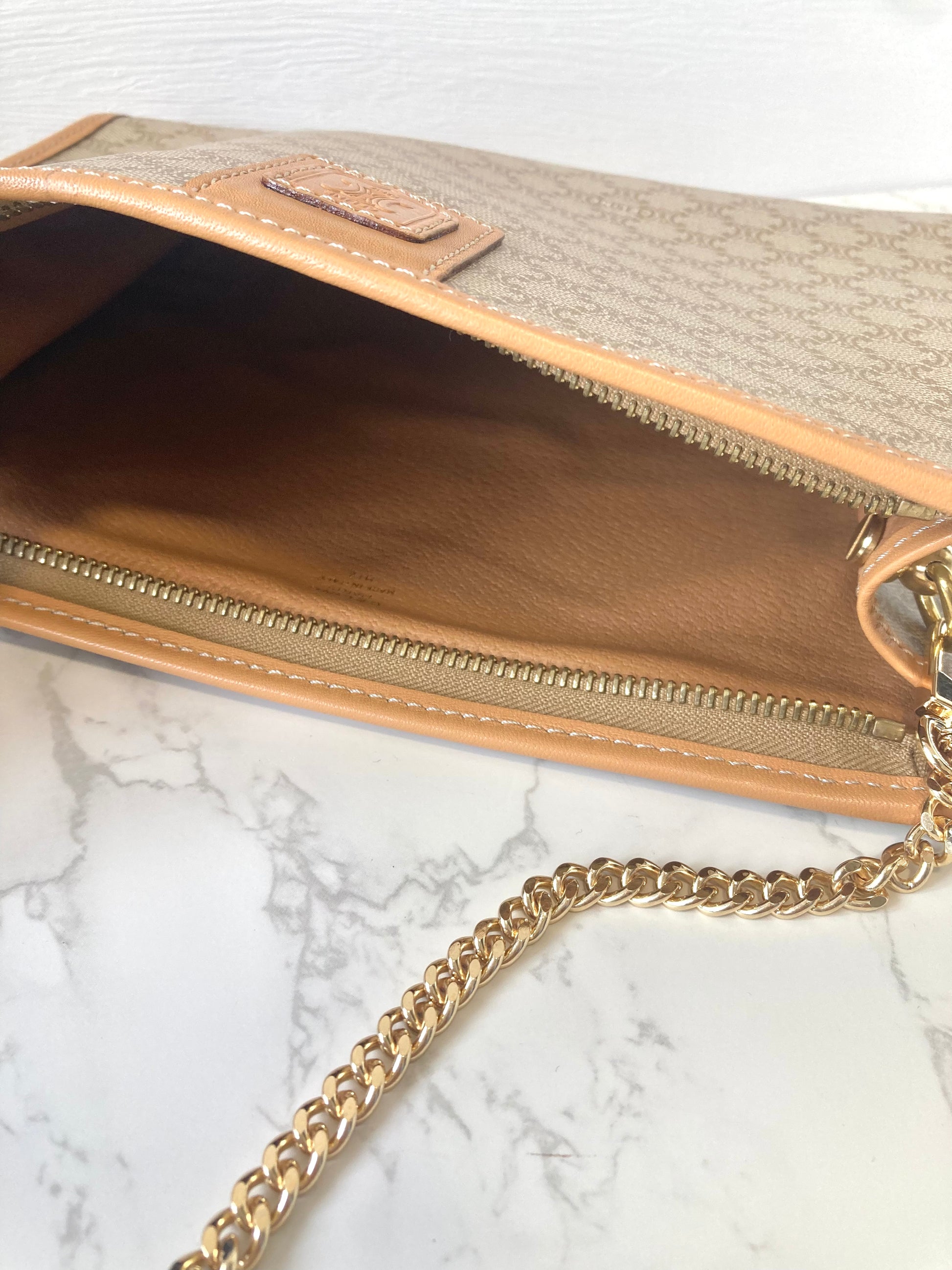 CELINE Beige Triomphe Monogram Chain Shoulder Bag