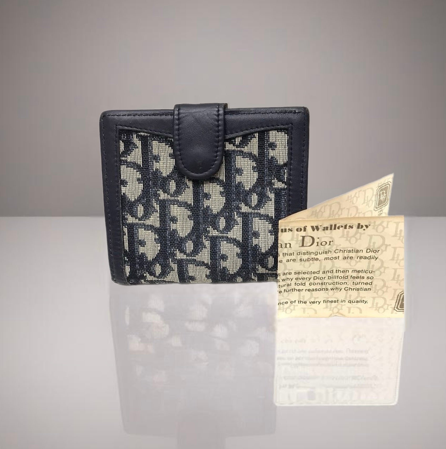 CHRISTIAN DIOR Dark blue old flower leather short clip gold wallet / wallet - Japanese second-hand Vintage