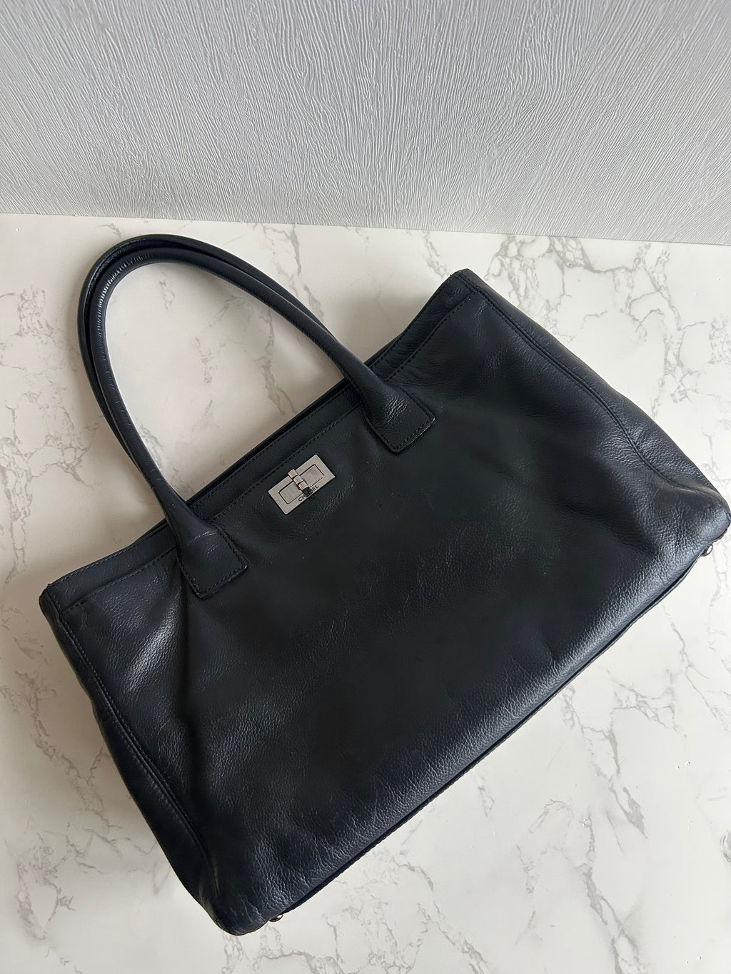 Chanel 復刻黑銀旋轉扣Executive Tote 托特包 單肩包 側背包 中古包