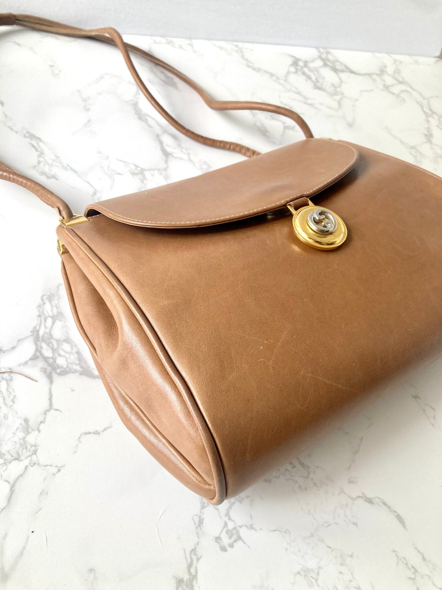 GUCCI Rare Caramel Brown x Gold Coin Leather Shoulder Bag