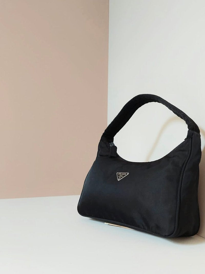 PRADA 黑色銀三角Hobo腋下單肩小包/腋下包/側背包