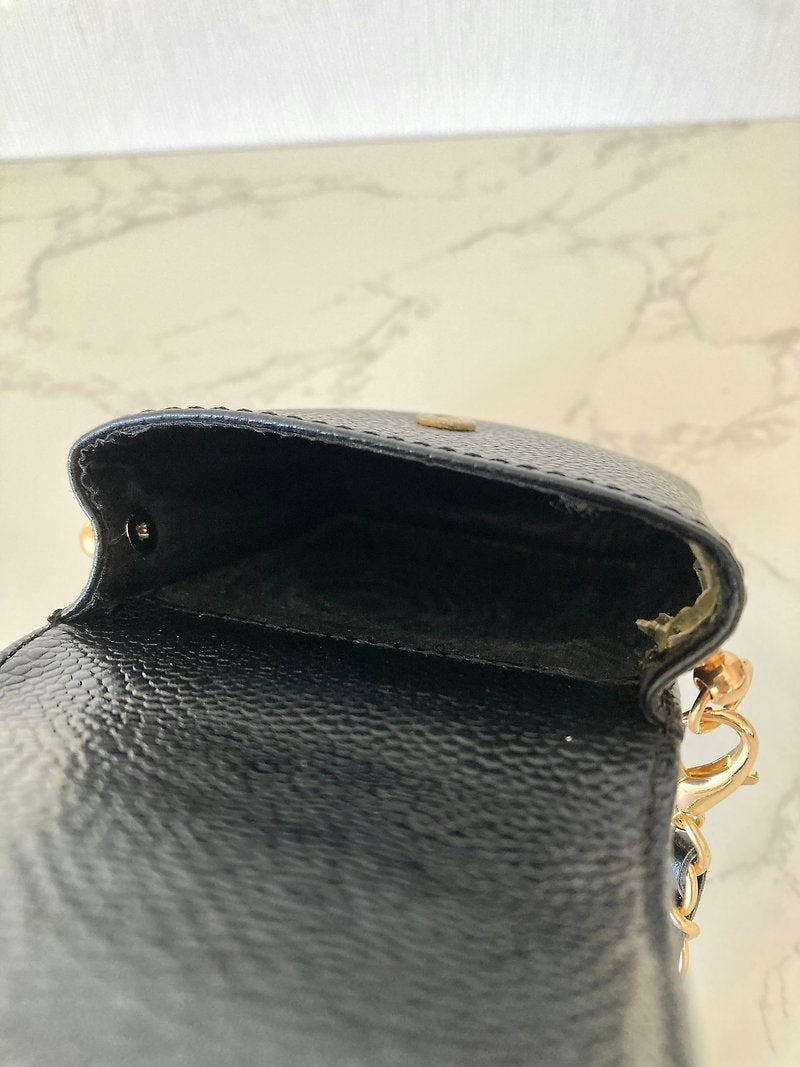 CHANEL Caviar Black Small Bag/Side Bag/Cross Bag - Japanese Second-hand Vintage