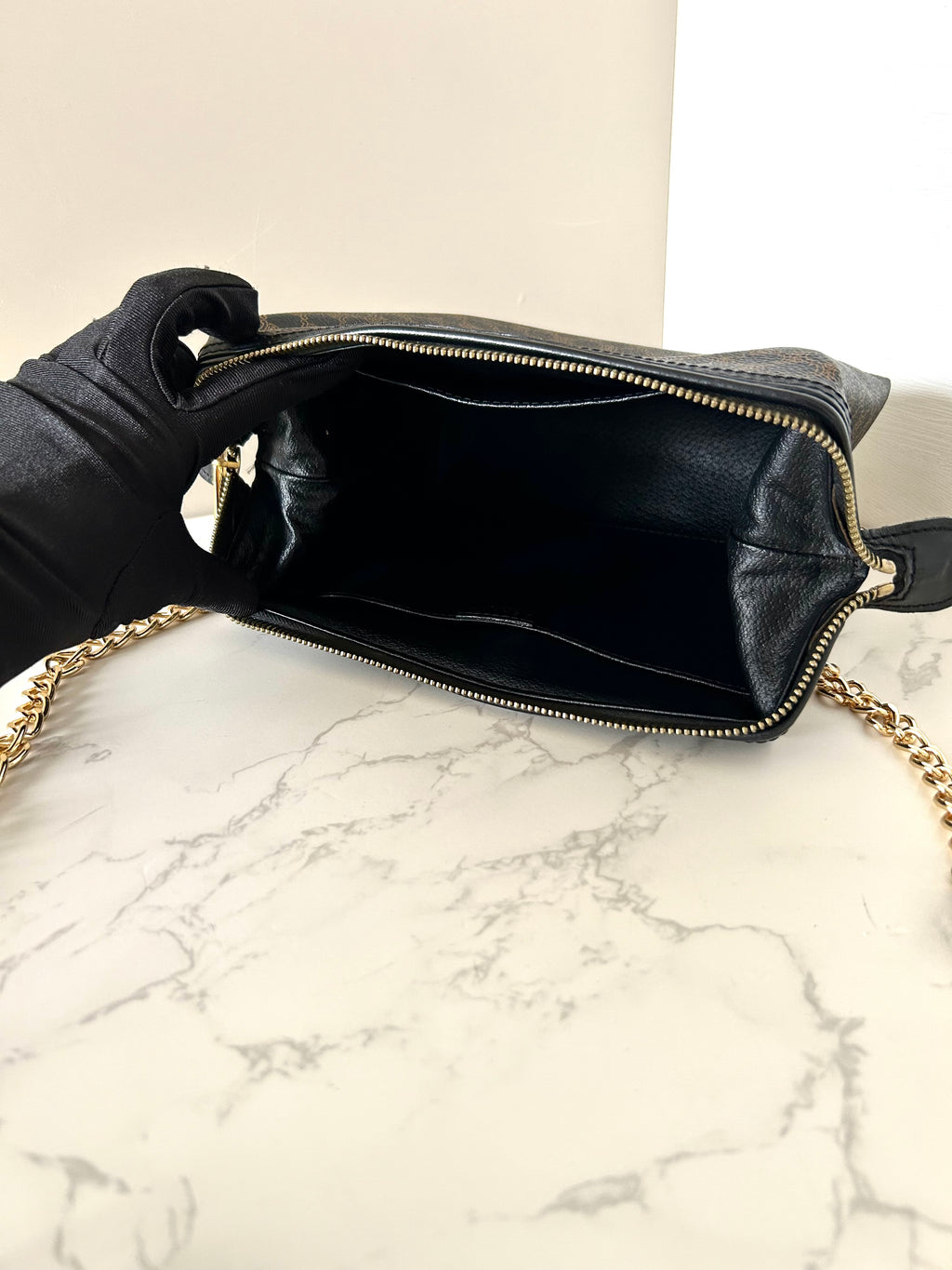 CELINE Rare Medium Cloud Black Old Flower Side Bag / Diagonal Bag