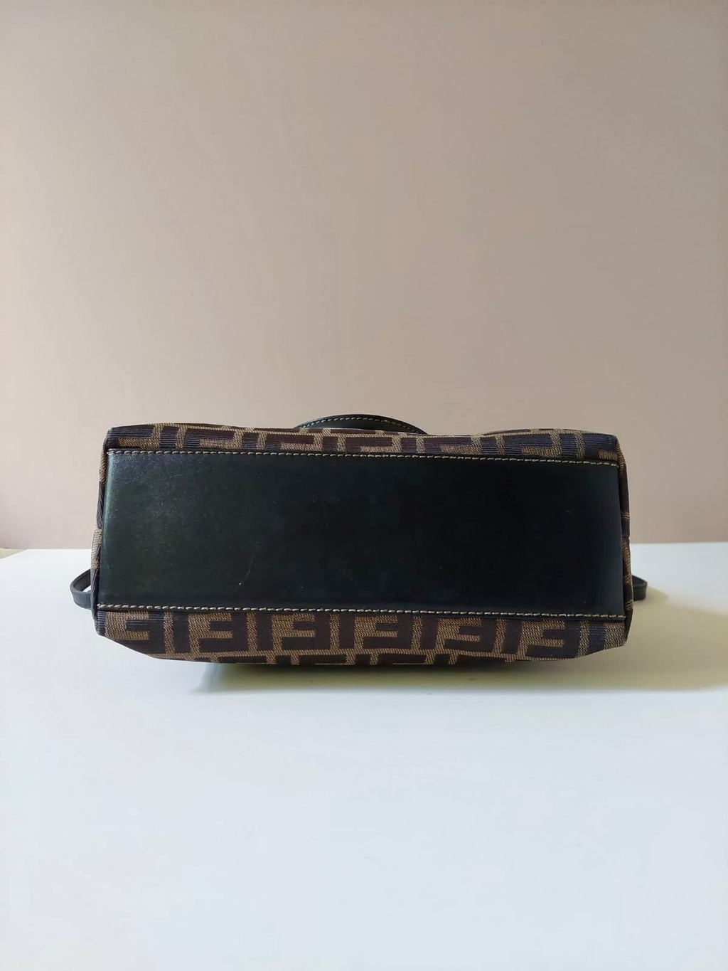FENDI Zucchino 咖啡色配黑色老花金扣貝殼兩用包/側背包/斜背包