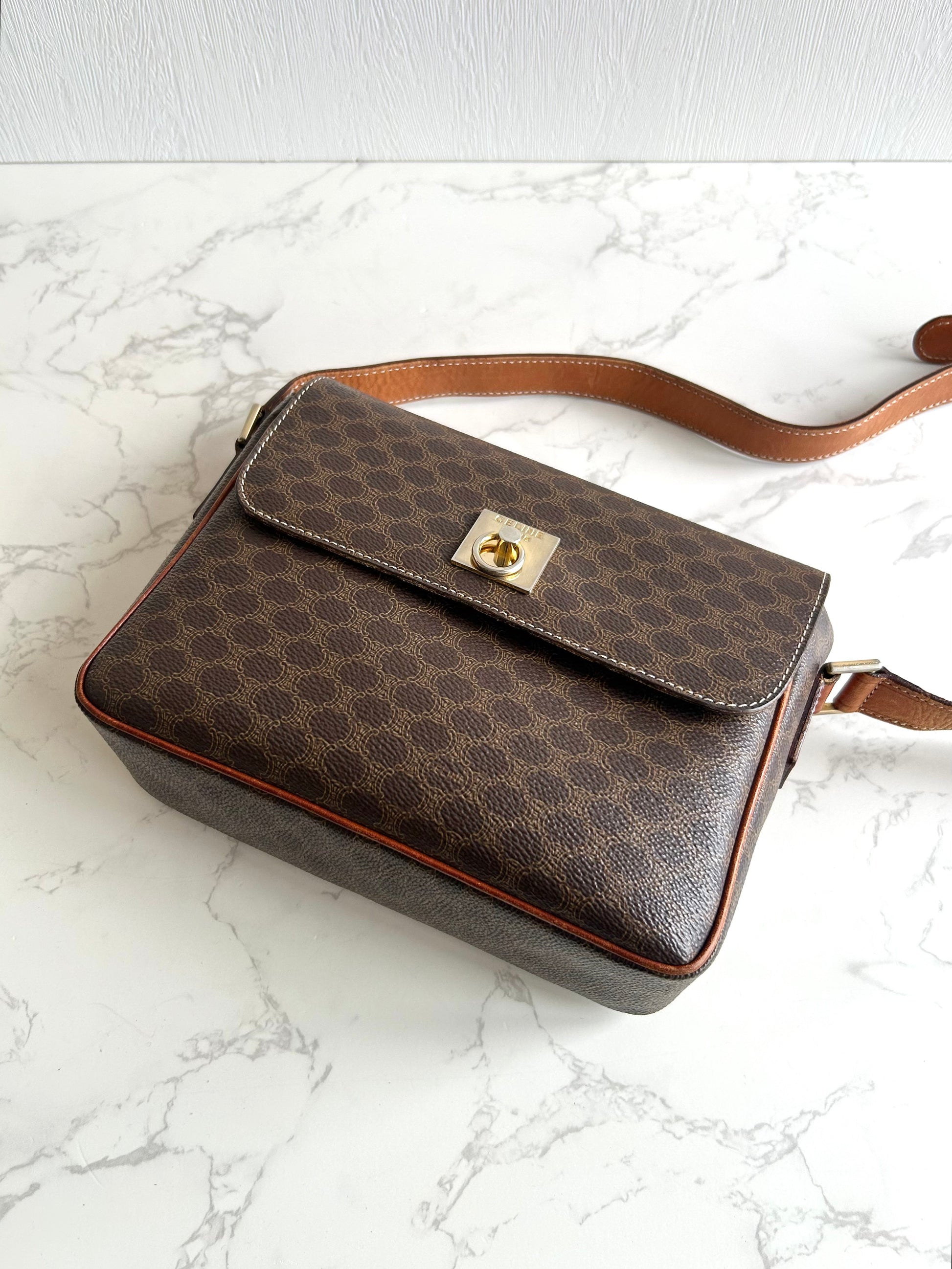 CELINE 咖啡色老花金扣豆腐盒子包/側背包/斜背包
