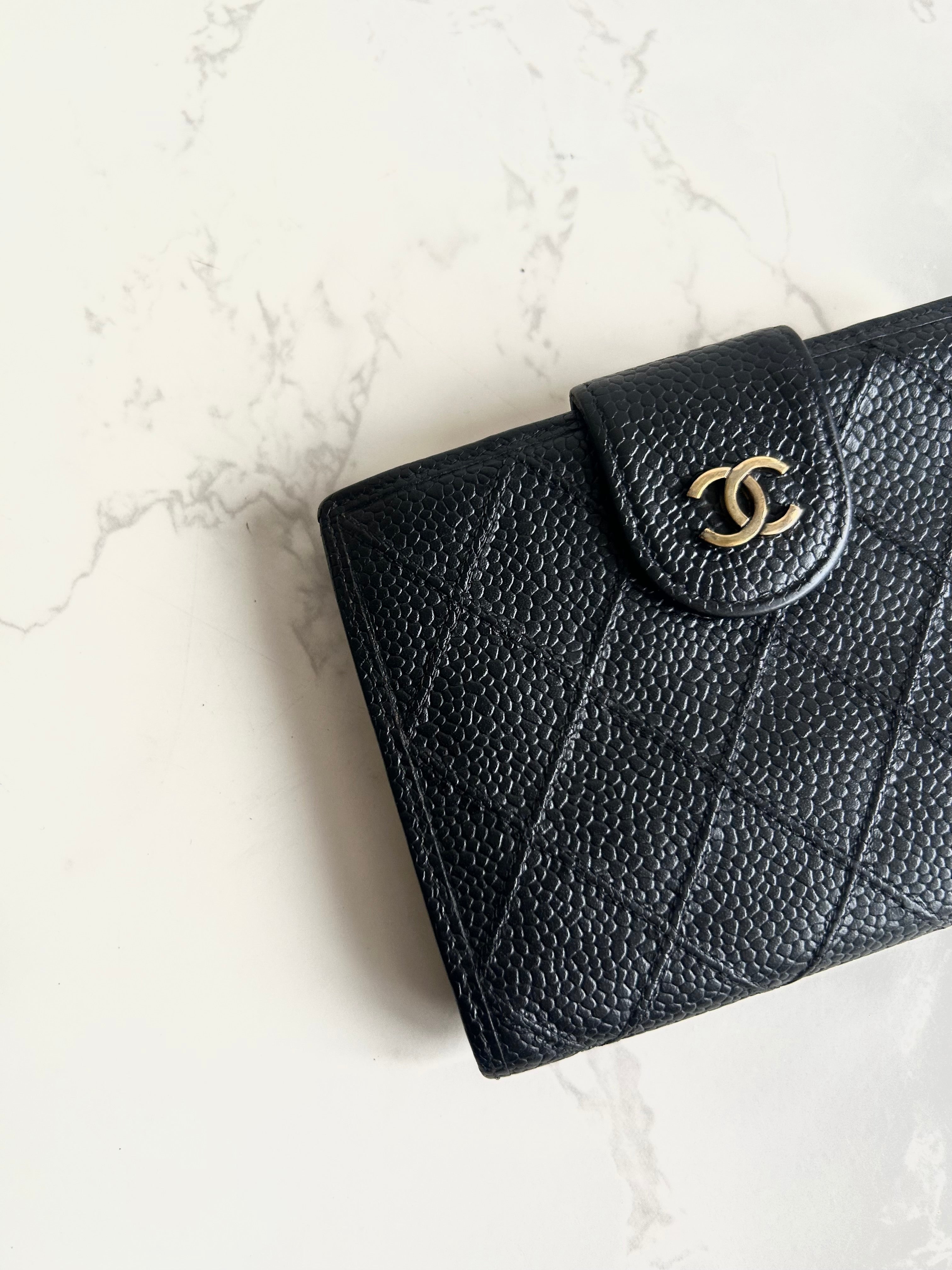 Chanel Black Caviar Leather Medium Wallet/Bifold Wallet/Wallet/Short Wallet