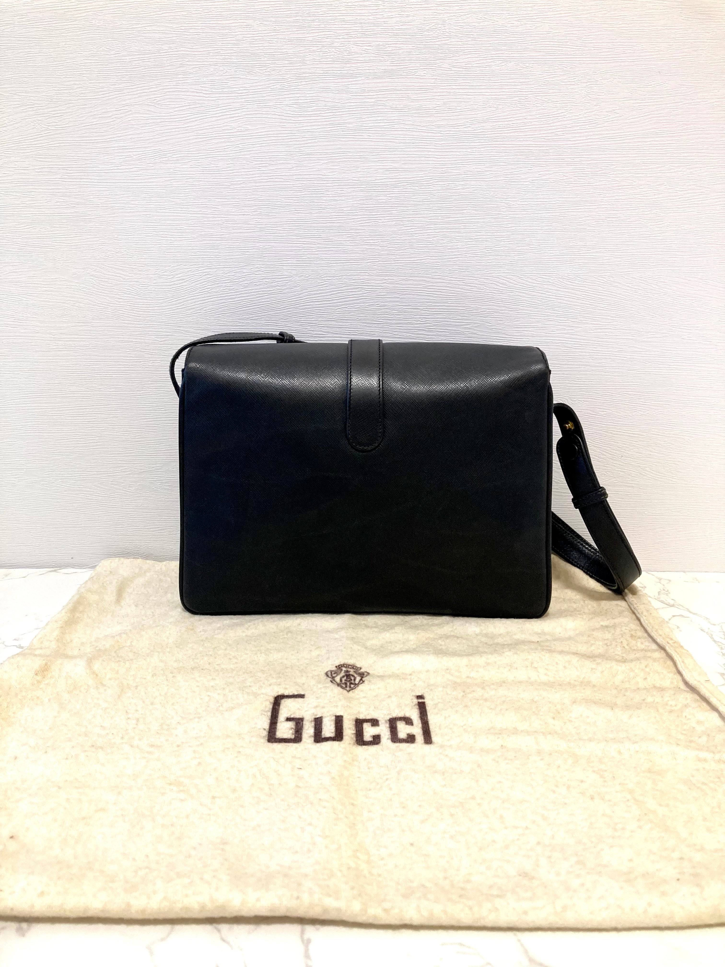 GUCCI Black x Gold Leather Shoulder Bag