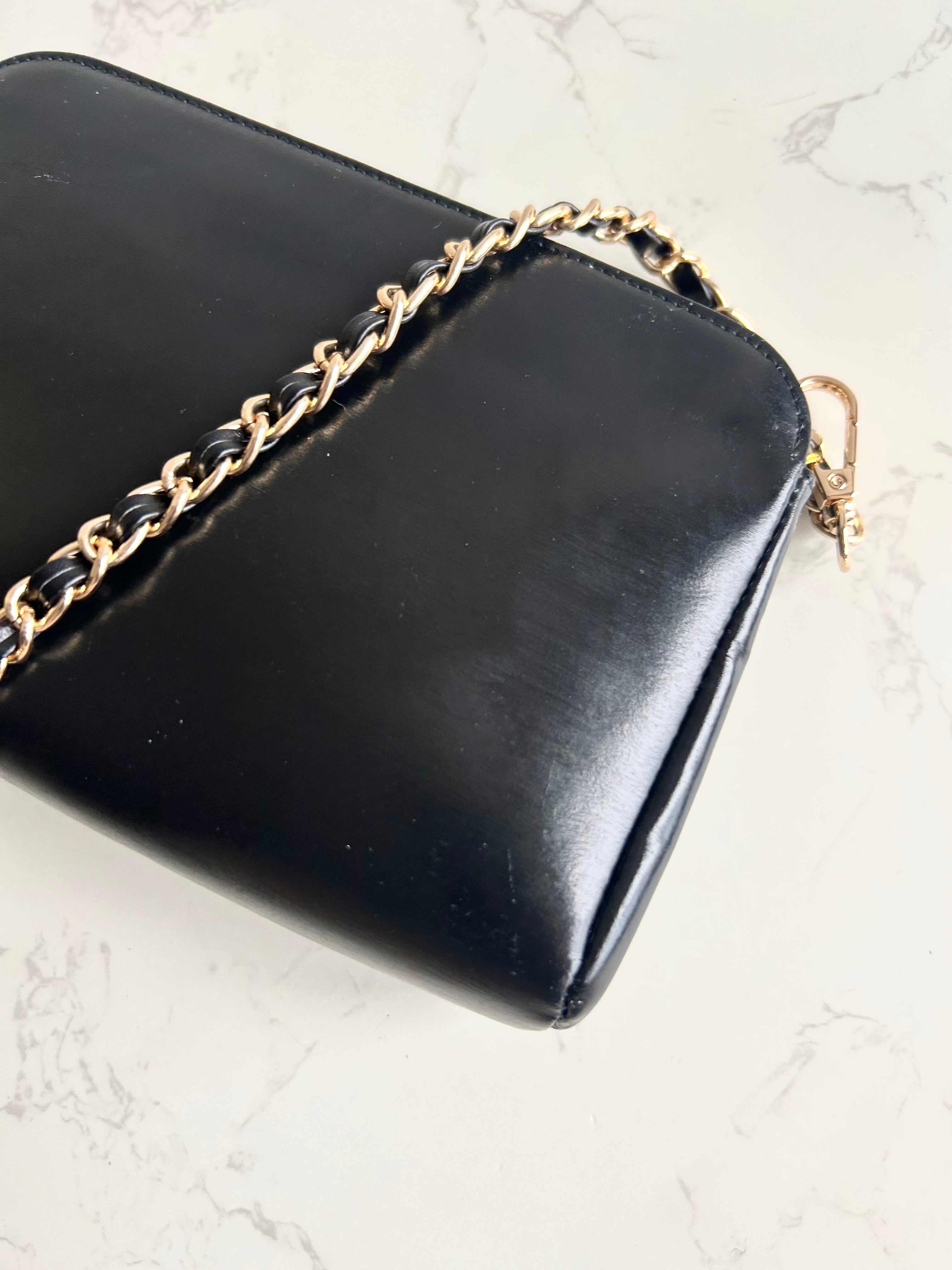 Chanel黑金色皮革斜背包 單肩包 側背包 中古包