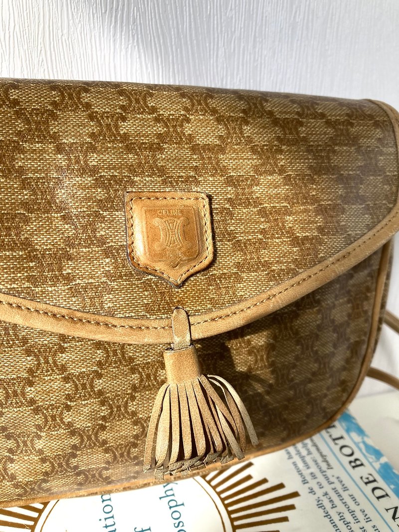 CELINE Brown Old Flower Leather Tassel Bobby Small Bag/Side Bag/Messenger Bag