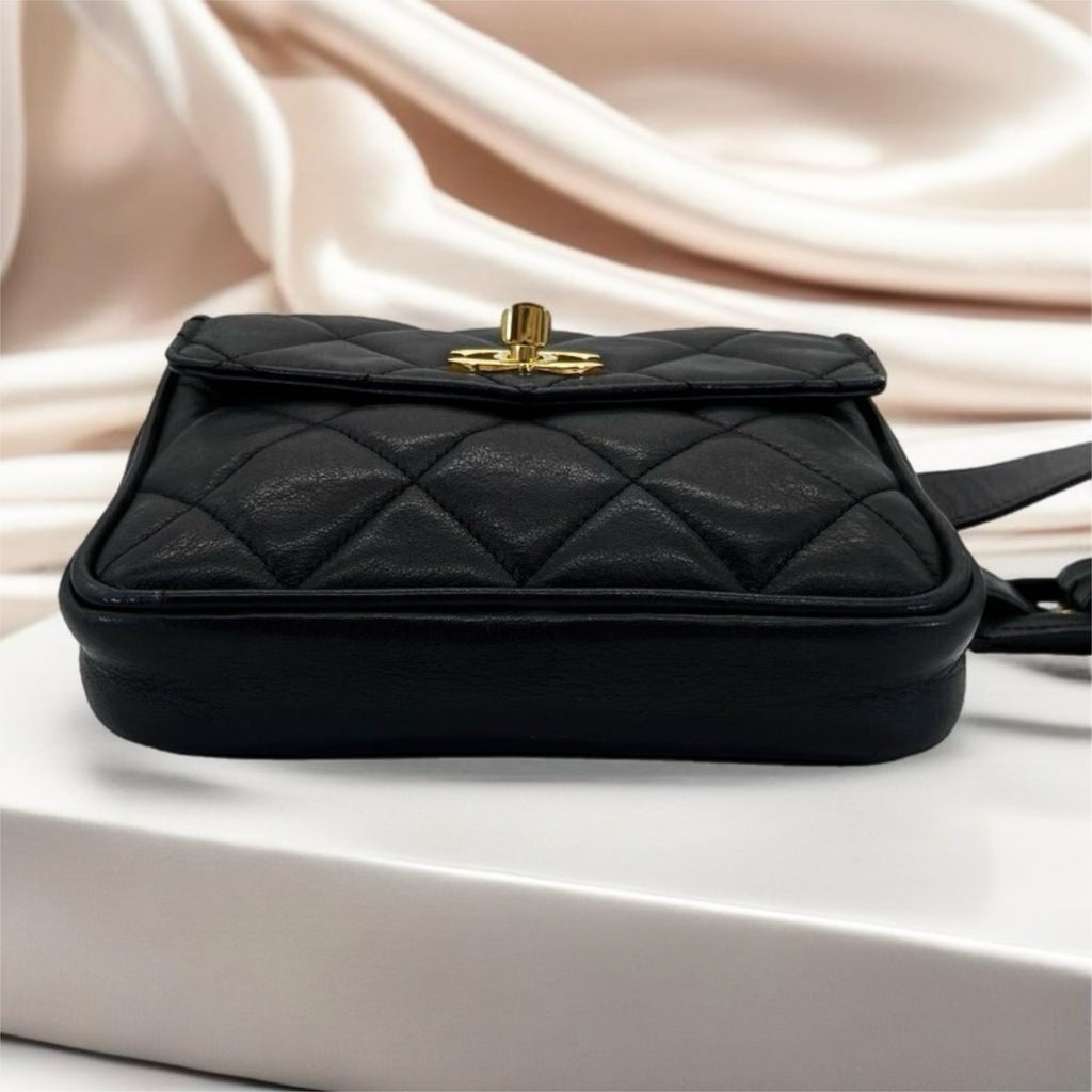 CHANEL rare black leather gold swivel buckle belt bag/side bag/clutch