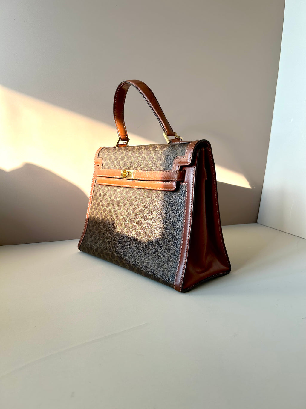 CELINE rare old flower Kelly / side bag / oblique backpack / handbag