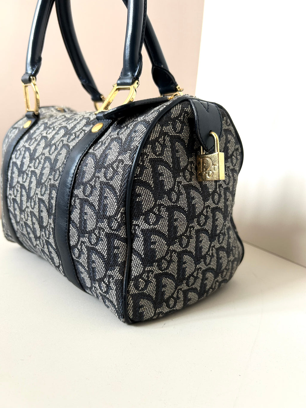 CHRISTIAN DIOR 稀有深藍色老花皮革小波士頓圓桶包/手提包