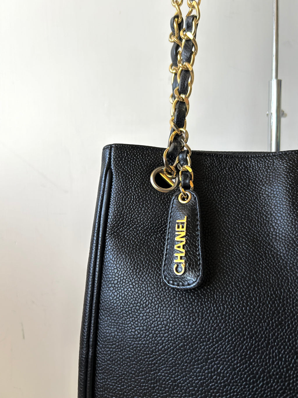 CHANEL black caviar leather chain tote bag / side bag