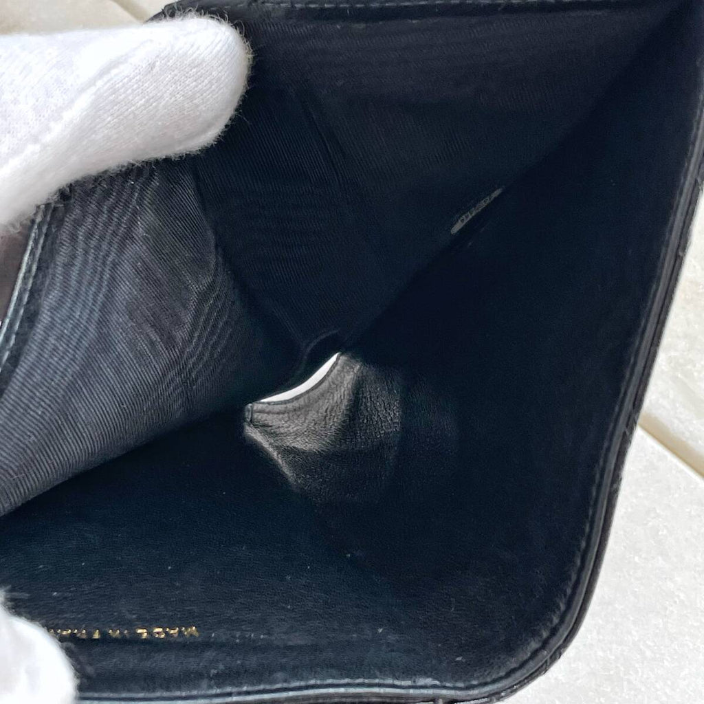 CHANEL 稀有雙面金扣黑色魚子醬牛皮皮革短夾/小錢包/銀包