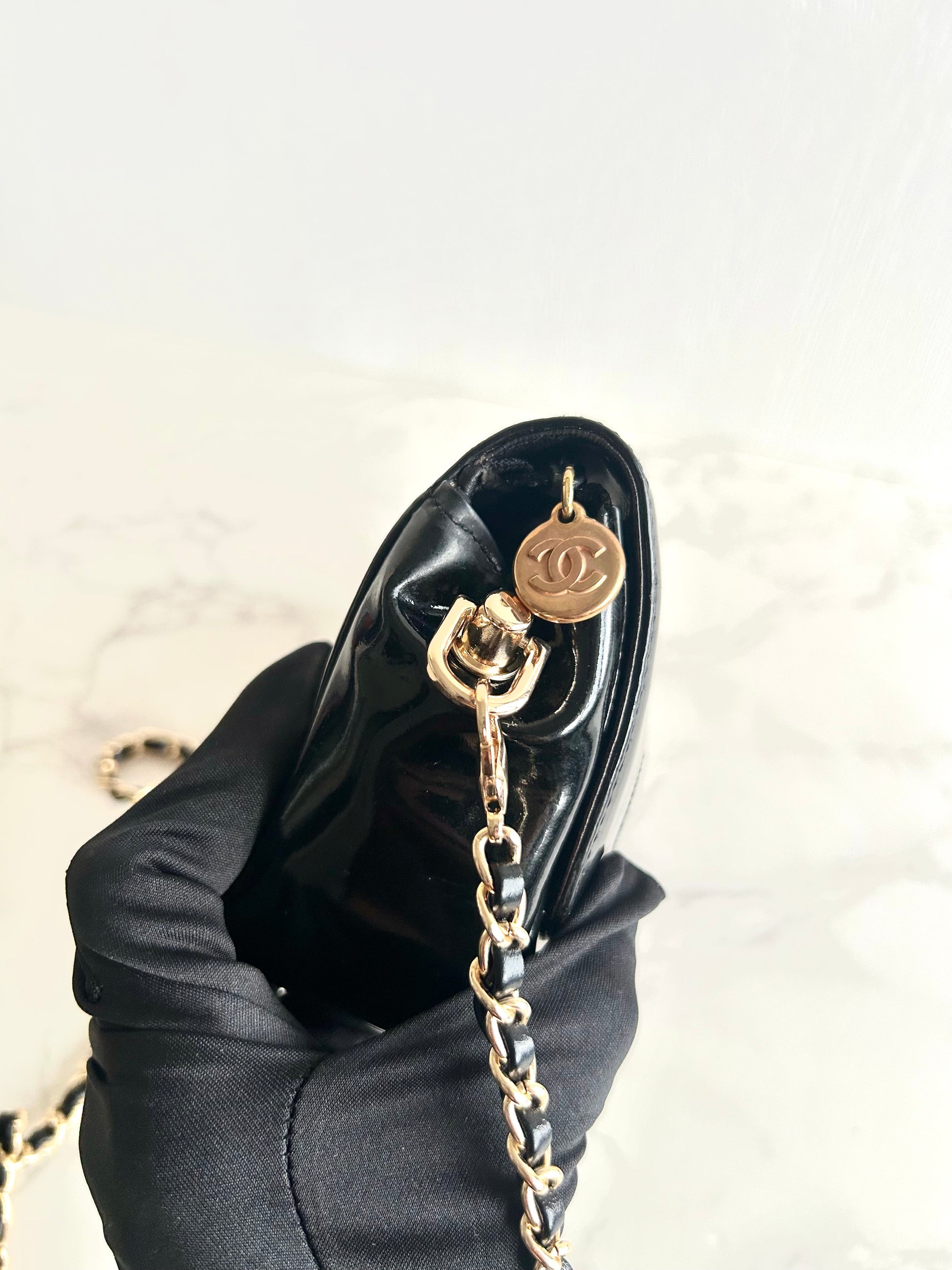 稀有中古Chanel 黑金色連鏡子斜背包 側背包