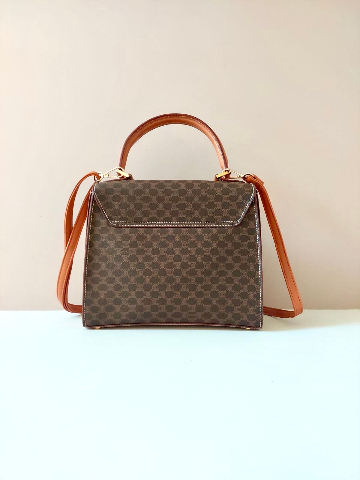 CELINE Coffee-colored presbyopic rotating buckle Kelly bag/side bag/crossbody bag/handbag