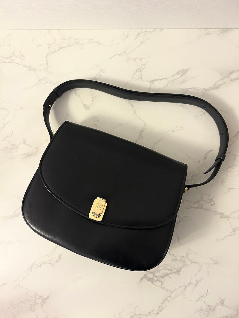 CELINE black leather gold Arc de Triomphe buckle small bag/shoulder bag/side backpack/
