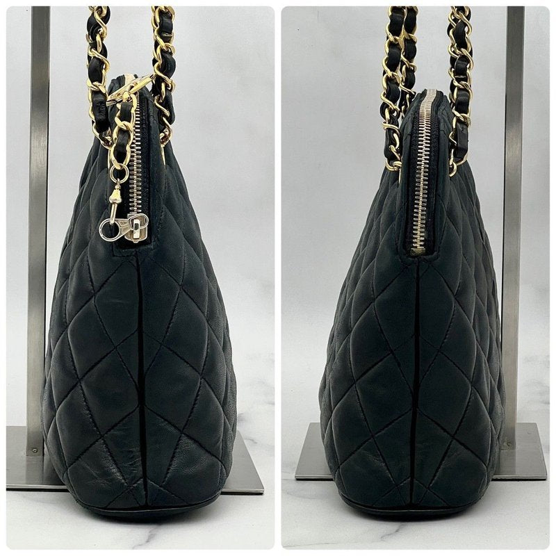 CHANEL black shell chain tote bag / side backpack