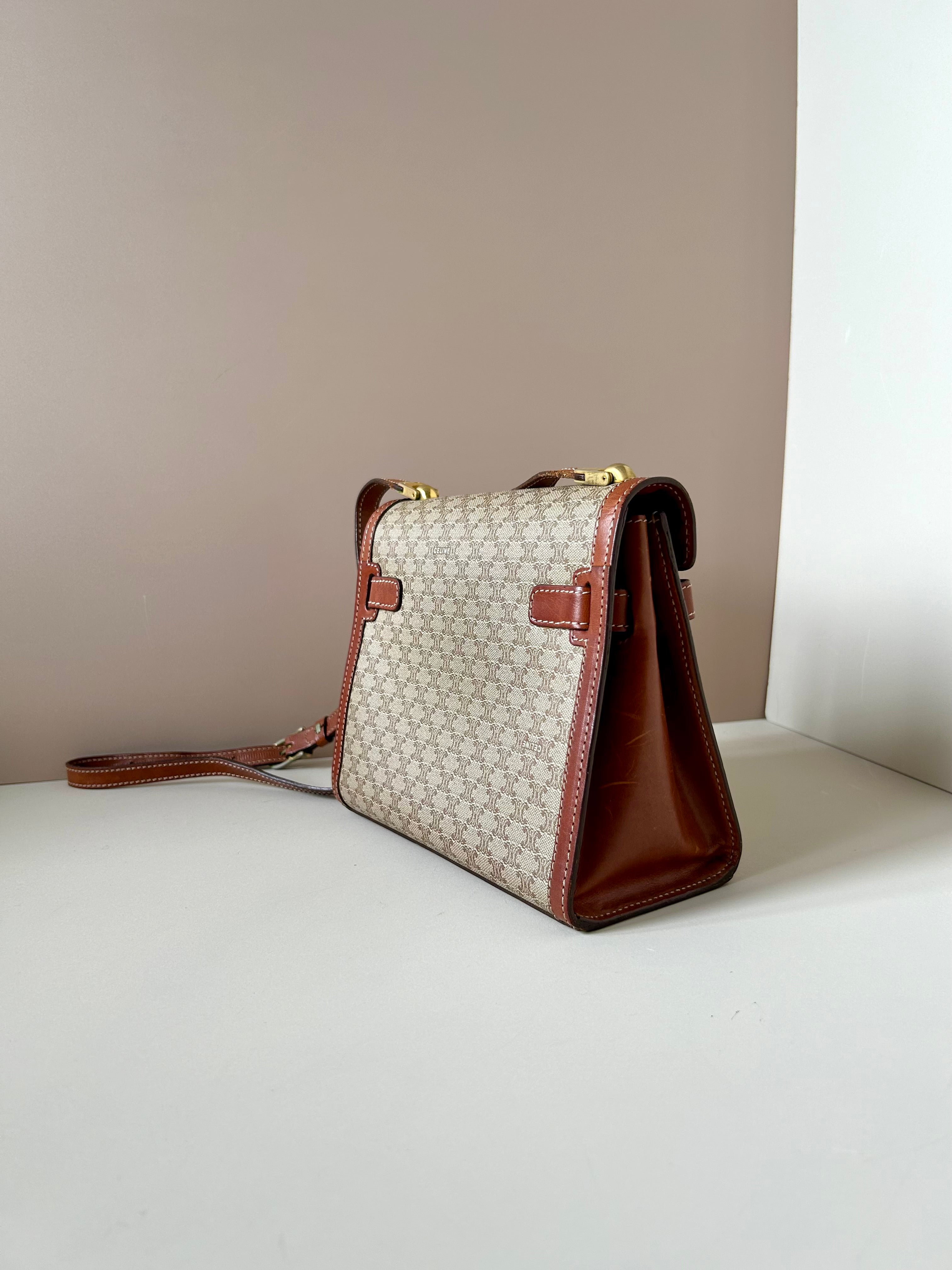 CELINE rare beige old flower Kelly box small bag/side bag/oblique bag