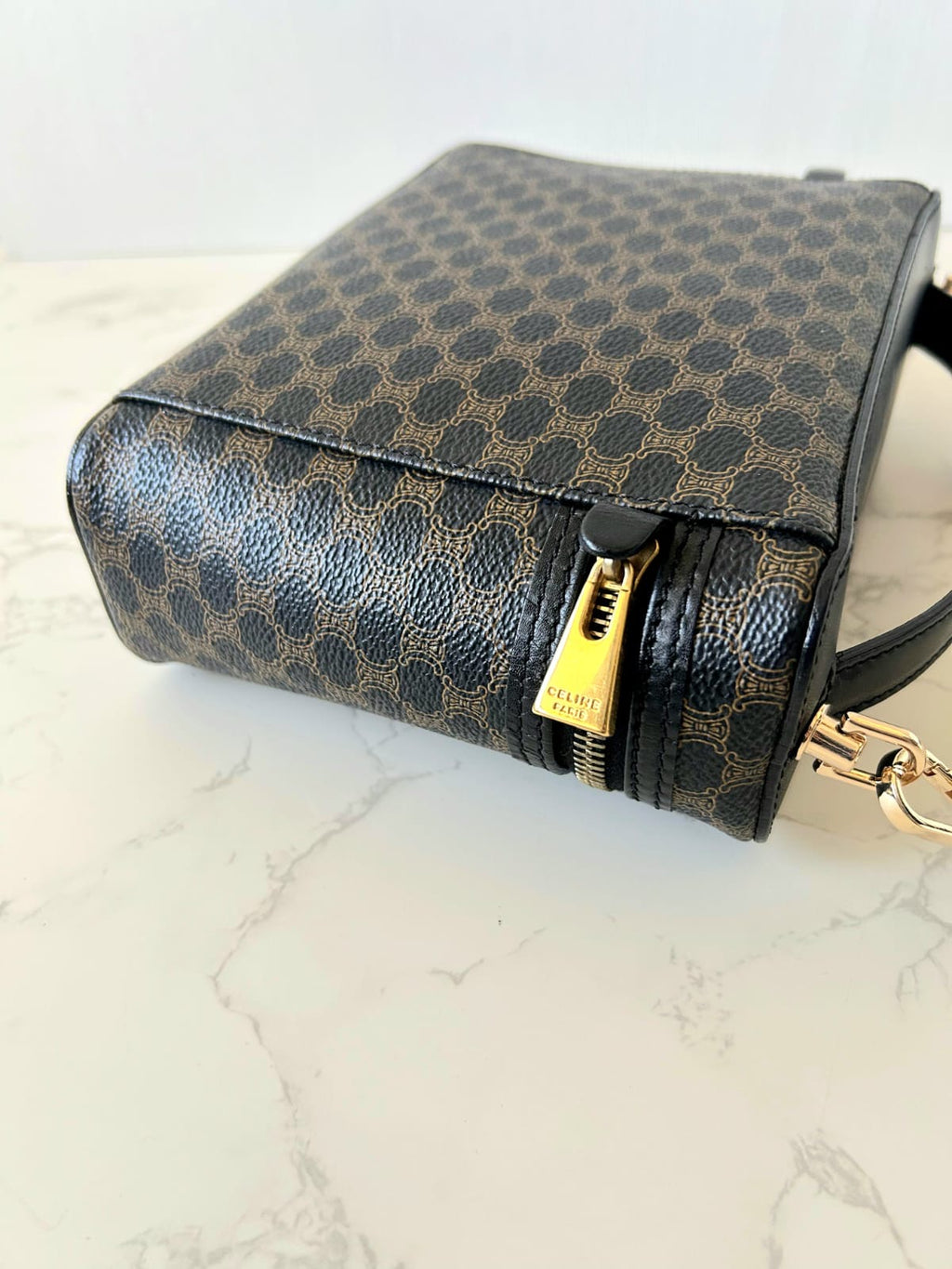 CELINE rare black old flower Vanity box/side bag/oblique bag