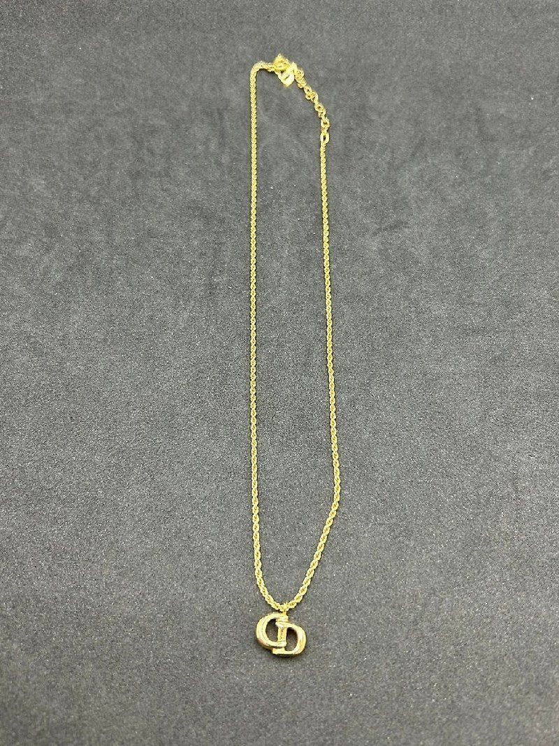 CHRISTIAN DIOR 金色簡約條紋LOGO頸鏈/項鍊/飾品