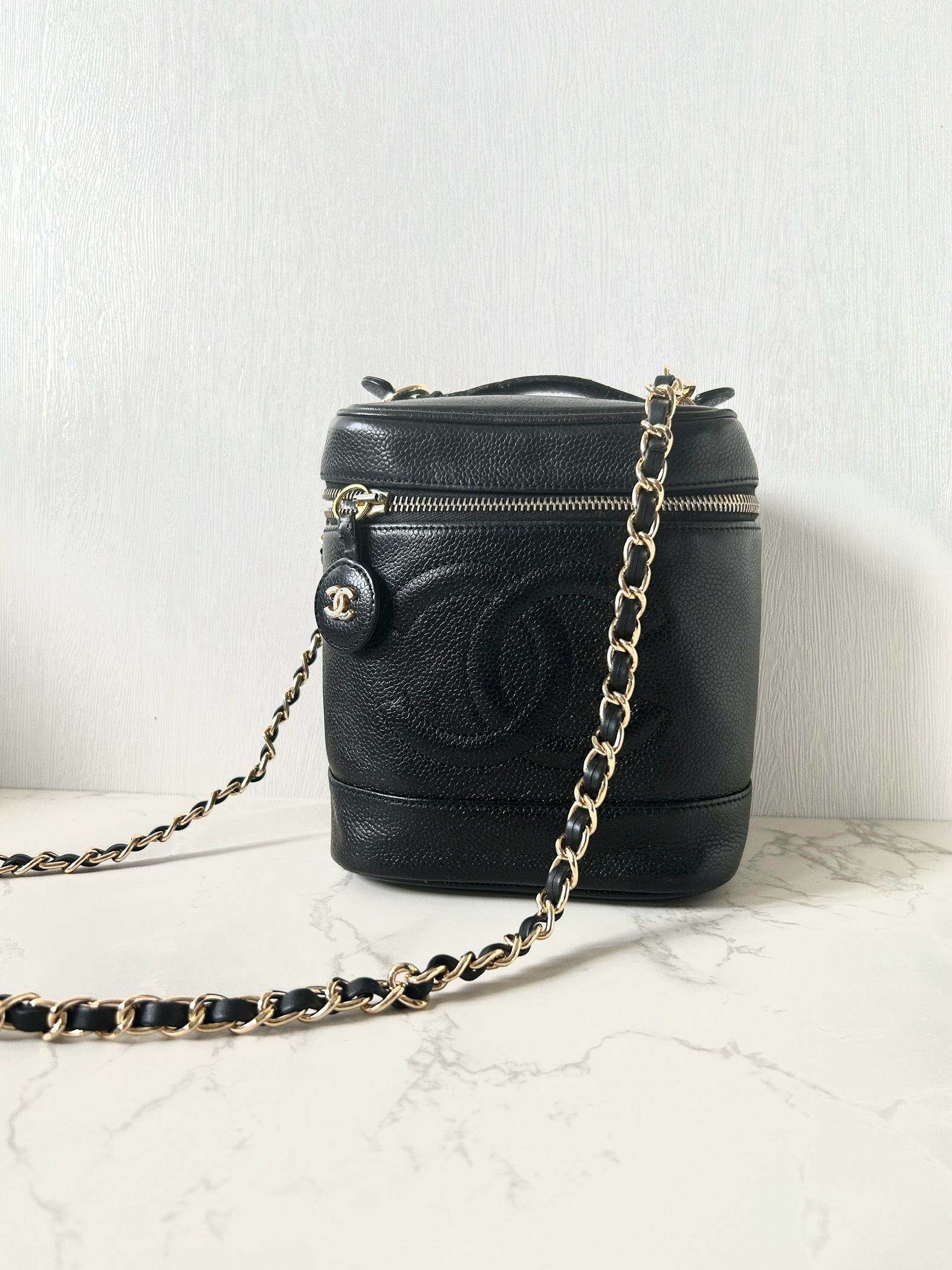 CHANEL Rare Vertical Black Caviar Leather Vanity Box Bag/Side Bag/Messenger Bag/Clutch Bag