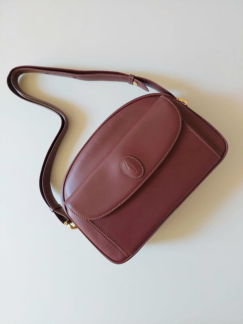 CARTIER MUST DE rare burgundy red flap small crossbody bag / side bag / shoulder bag