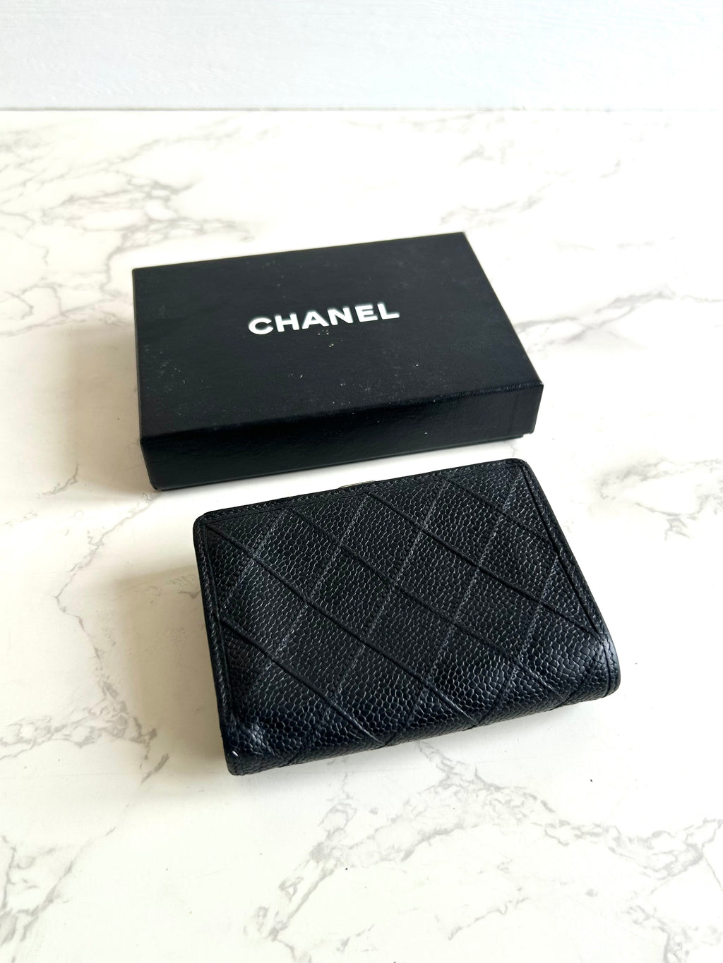 Chanel黑色魚子醬皮革中夾 皮夾 錢包 短夾 中古包