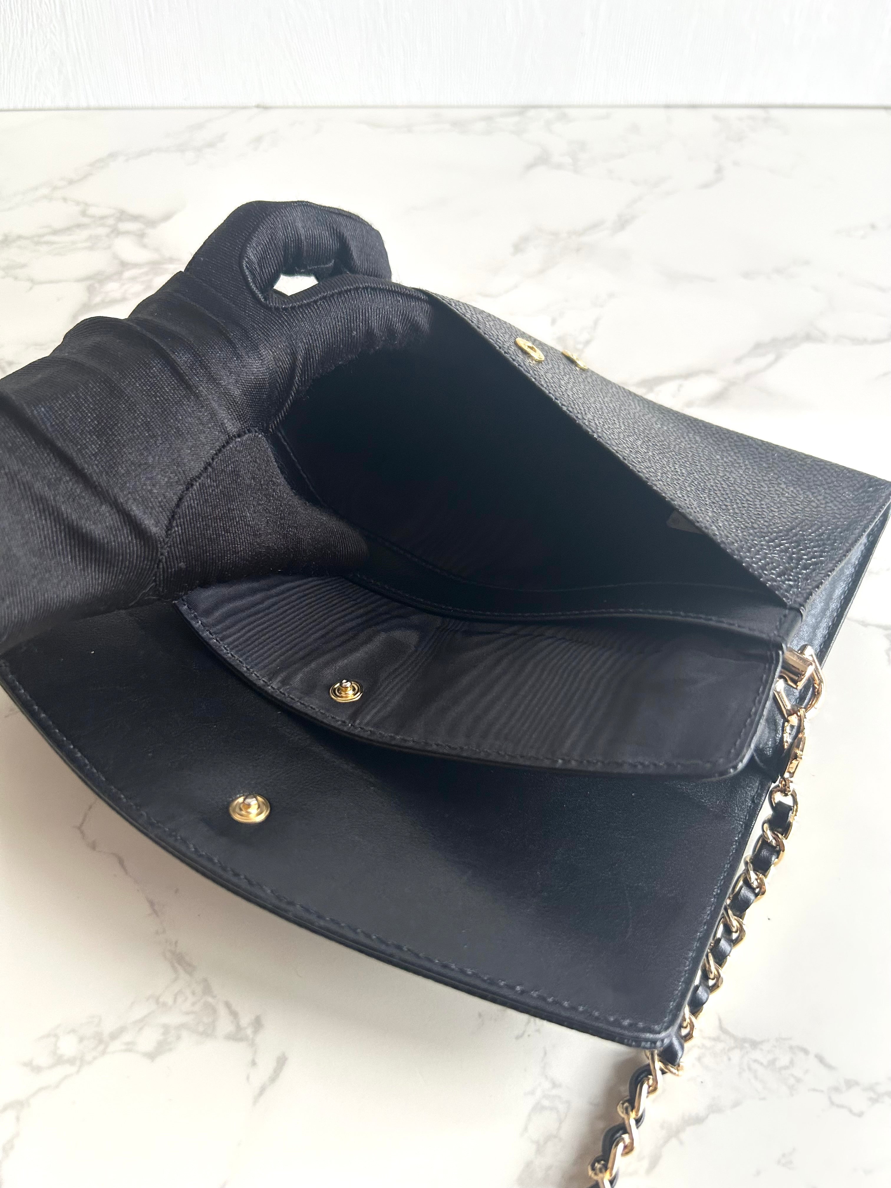 Second-hand Chanel black caviar leather WOC/side bag/crossbody bag/wallet